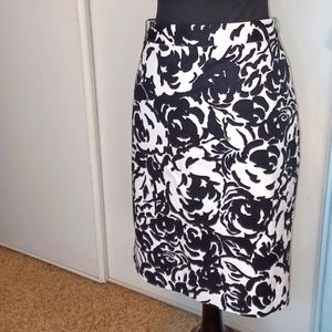 Liz Claiborne Rose Print Pencil Skirt